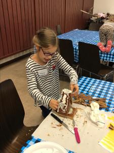 Lebkuchenhaus bauen und verzieren